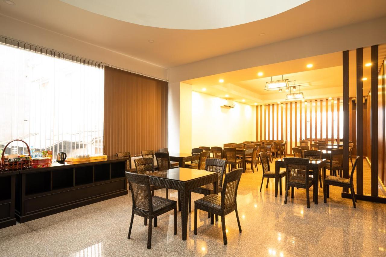 Intouch Riverside Hotel Pakse Εξωτερικό φωτογραφία