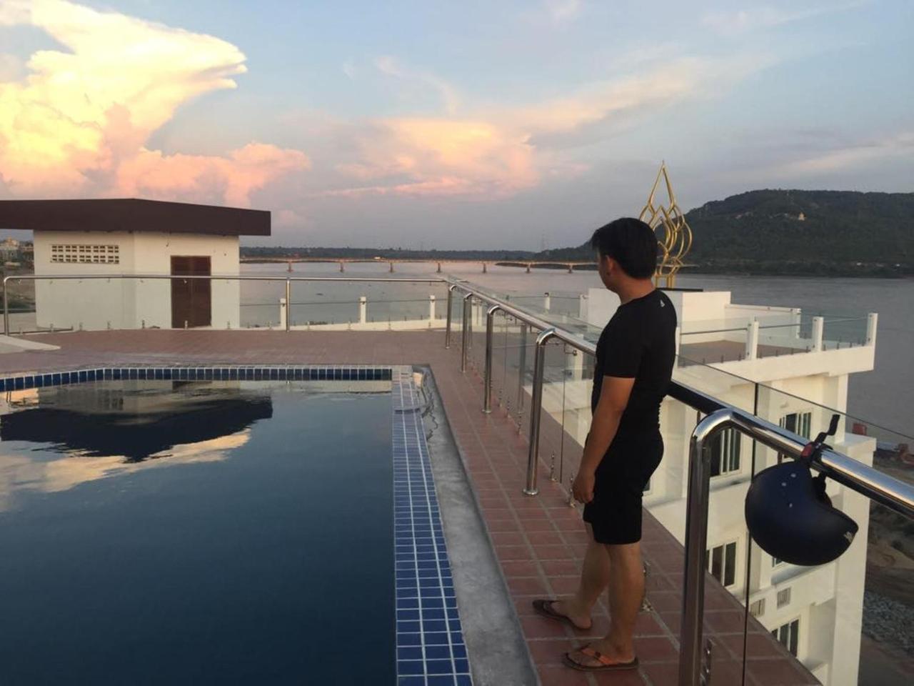 Intouch Riverside Hotel Pakse Εξωτερικό φωτογραφία